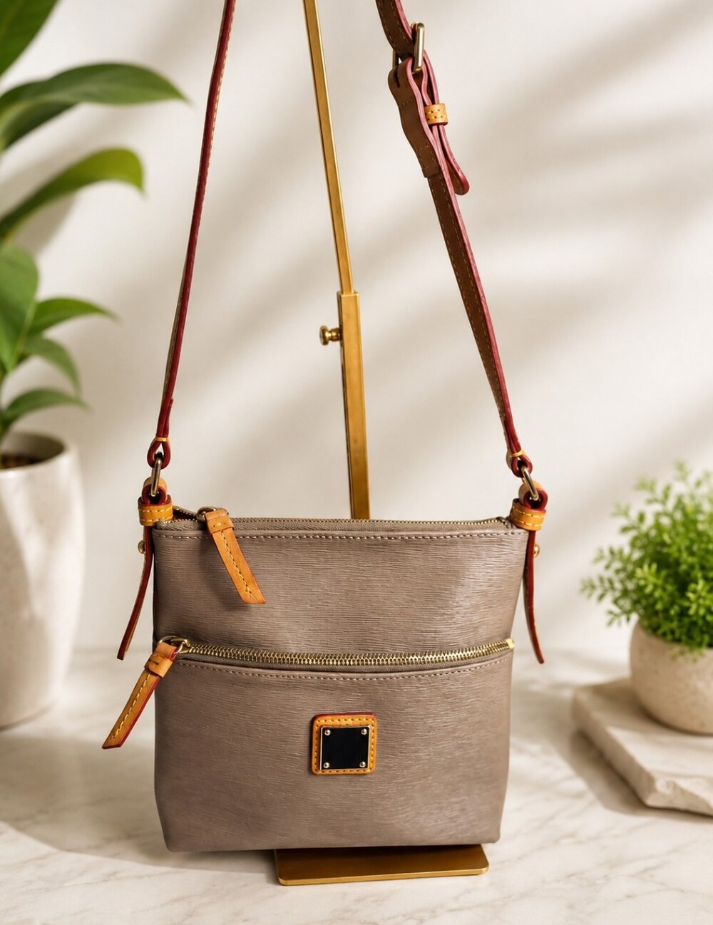 Dooney & Bourke Epi Leather Taupe Letter Carrier Crossbody Bag Rare Like New EUC